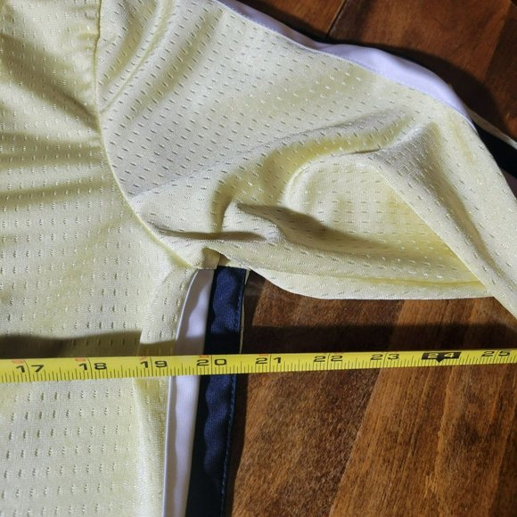 Nike Full Zip Mesh Lined Ladies Size Large 12-14 Hooded Jacket Pale Yellow - Picture 3 of 10